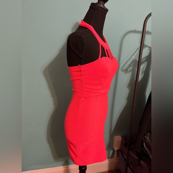 #27 Electric Pink dress - Picture 3 of 10